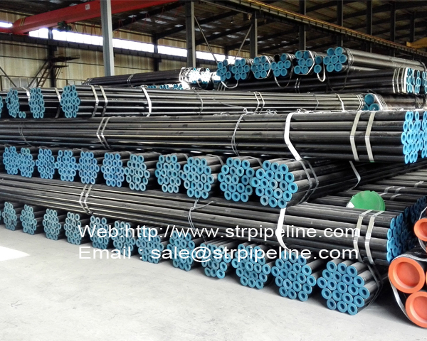 Large diameter seamless steel pipes